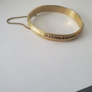 12kt gold vintage hinge bangle bracelet with chain assisted clasp
